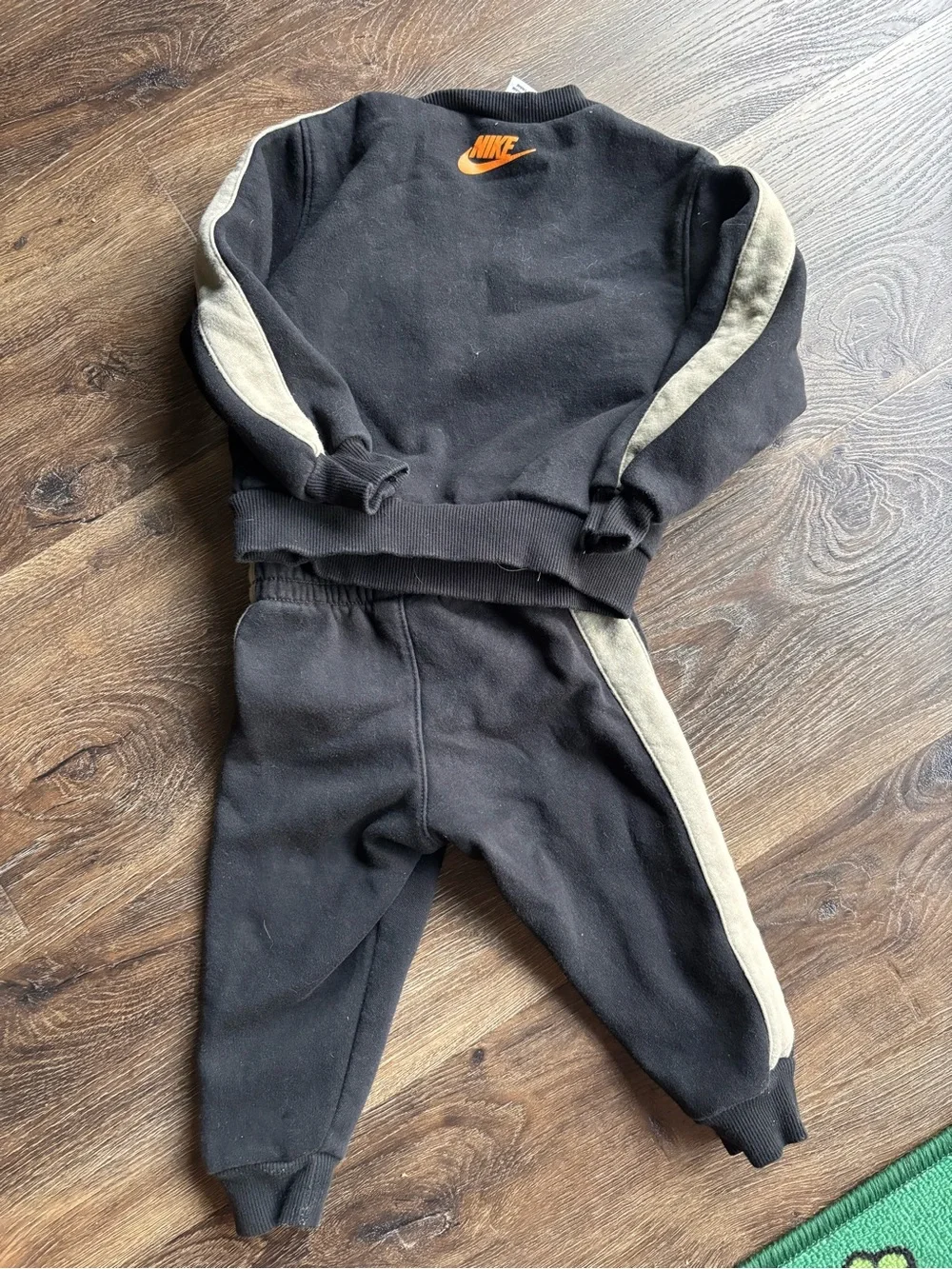 Nike Sweatsuit Set
